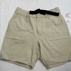 Sonoma Men's Beige Cargo Shorts w/ Belt